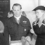 El piloto que salió en una misión y la amante que lo esperó durante 44 años