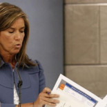 Ana Mato no dimitirá “porque es lo que querría el virus del ébola”