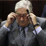 Una dirigente del PP pide la dimisión del consejero de Sanidad madrileño en directo