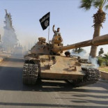 ISIS conquista la tercera base militar más grande del oeste de Irak y toma sus tanques y armas pesadas [ENG]