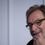 Prisa cogida en renuncio por sus cuentas