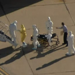 Resuelto el misterio del hombre que no llevaba traje protector contra el ebola