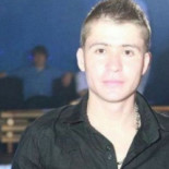 Tenía sida y sus amantes se enteraron en su funeral