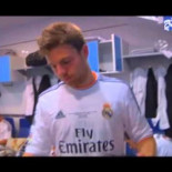 Francisco Nicolás en el avión del Real Madrid tras ganar la Copa del Rey 2014 [40:03]