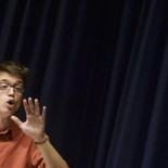 Errejón: "Van a tener que fabricar toneladas de infamias, y aún así no nos van a poder parar"