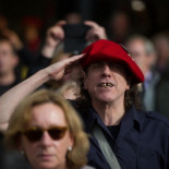 Imágenes de un homenaje a Franco en pleno centro de Madrid [25/11/2014]