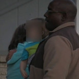 Un niño de tres años mata a su madre de un disparo en la cabeza en Oklahoma (EE.UU.)