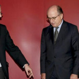 Empresarios y banqueros insisten en el gran pacto PP-PSOE tras la metedura de pata de Cospedal