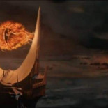 La iglesia ortodoxa tacha de "símbolo demoniaco" una instalación con el ojo de Sauron