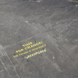 Perú denuncia a Greenpeace por "invadir" una zona protegida en Nasca