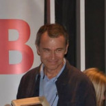 El dueño de Pollos Planes se presenta a las primarias de Compromís