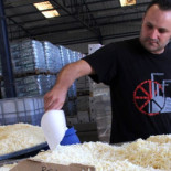 Grecia se vuelca en la autogestión