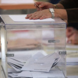 El PP cierra a hurtadillas el censo de emigrantes