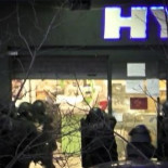 Video del cara a cara entre la policia y Amedy Coulibaly durante el asalto, Porte de Vincennes