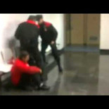 Mandan a la policía a desalojar a enfermos de Hepatitis C que protestaban