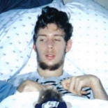 Despierta del coma y se pasa diez años sin poder decírselo a nadie (ENG)