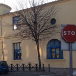 Una escuela exime a una niña musulmana de hacer natación