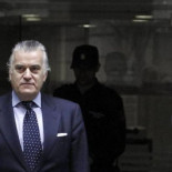 La bomba de Bárcenas amenaza con dinamitar la campaña electoral del PP