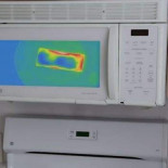 Un exingeniero de la NASA crea un microondas que muestra si el alimento está caliente