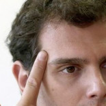 Albert Rivera dice que van a enseñar a pescar en Andalucía, "no a repartir pescado"