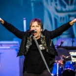 Bruce Dickinson (Iron Maiden) padece cáncer