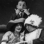 Carteles de protocolo en los cines de 1912