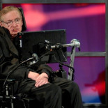 Stephen Hawking: tenemos que colonizar otros planetas, o estamos acabados