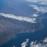 Los Pirineos desde la Estación Espacial Internacional
