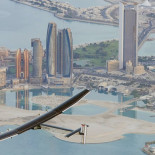 Avión de energía solar empieza su épica vuelta al mundo