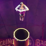 Esto es lo que ve la 'mujer bala' cuando la disparan