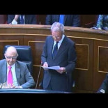 Irene Lozano (UPyD): "Los militares no merecen un Ministro como usted, dimita"