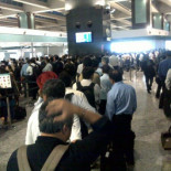 Se acabó la cola en el control del aeropuerto, pero para los pasajeros VIPS