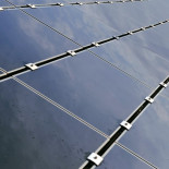 Francia decreta que los tejados de los nuevos edificios  deberán estar cubiertos por plantas o con paneles solares (ENG)