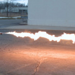 Un lanzallamas a 8 metros autorizado para la venta al público en 49 de 50 estados de los EEUU [FR]