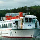 Despilfarro del PP manchego: 1.000.000 euros en un buque, muelle y hangar para navegar por un pantano