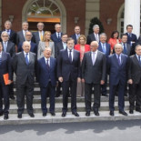 Reprimenda de Rajoy a cuatro grandes editores: "El circo mediático lo montáis vosotros"