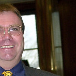 Político homofobo republicano pillado enviado fotos "explicitas" en el Grindr