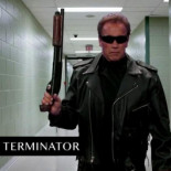 Arnold Schwarzenegger recrea todas sus películas en 6 minutos