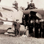 Una veterana piloto de la segunda guerra mundial de 92 años vuelve a volar otra vez [ENG]