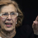 Ahora Madrid de Manuela Carmena desafía a Aguirre poniendo publicidad en los taxis