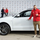 Benzema cazado de nuevo sin carnet de conducir