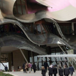 Un nuevo boicot por Mónica de Oriol enciende las alarmas en Marqués de Riscal