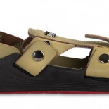 El creador del zapato que crece: "Fui ingenuo al pensar que la industria se interesaría"