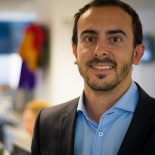 El español que desafía el poder de los bancos