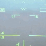 Aterrizar en un portaaviones con visibilidad cero es así de espeluznante