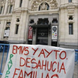 Detenidas 14 personas durante un desahucio por "resistencia pasiva" y "desobediencia"