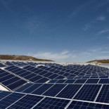 Industria también crea un gravamen para los autoconsumidores que utilicen baterías