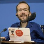 Echenique ve "indefendibles" los tuits de Zapata