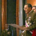 Zapatero a Bono: "Desmonta como sea este intento de complot militar"