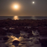 Triangulación perfecta Luna Venus Júpiter sobre las Islas Cíes